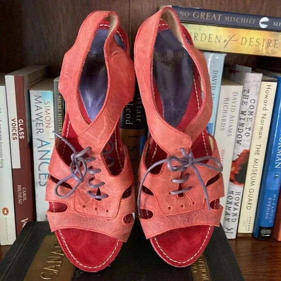 John Fluevog Shoes Low Rule Joni Sandal in Red with Purple Laces Women's Size 7 - Picture 12 of 14